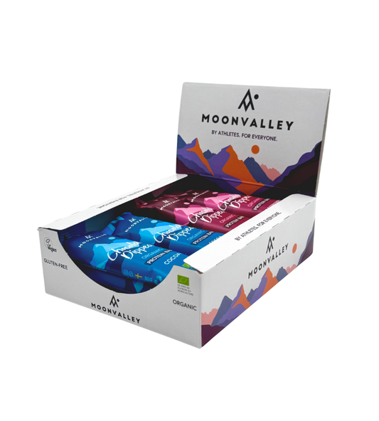 Moonvalley Chocolate Dipped proteinbarer i displayboks – økologiske veganske proteinbarer med kakao og bringebær